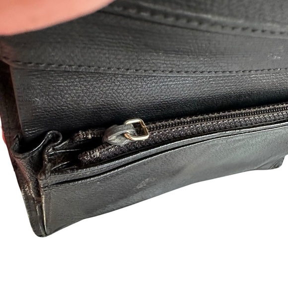 CHANEL Black Wallet with Gold Accent - Picture 15 of 15